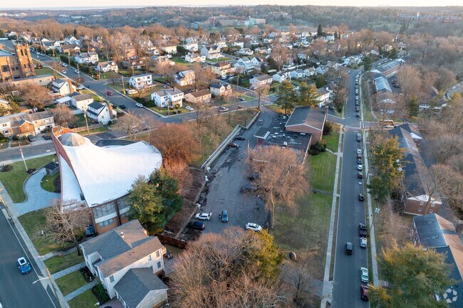 The Reach Academy welcomes high schoolers to their rich curriculum.