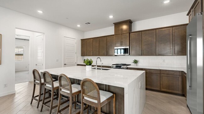 120 Camila Village Ave unit 36037192, Henderson, NV 89011 - photo 6