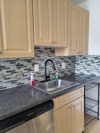 1005 Chillum Rd Unit 419, Hyattsville, MD 20782