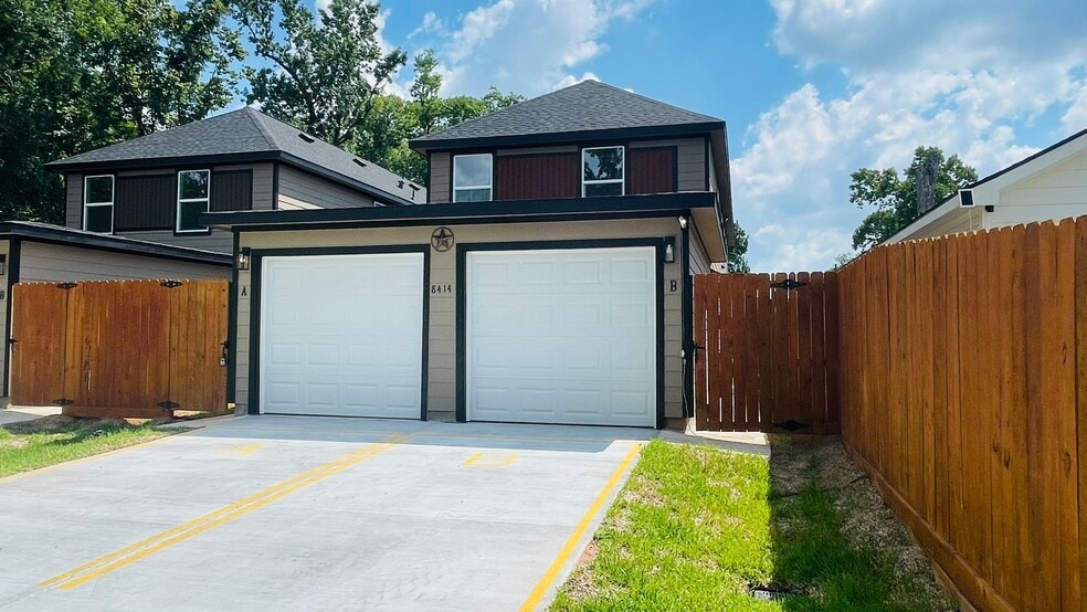 8416 Sandra St, Houston, TX 77016 - photo 1