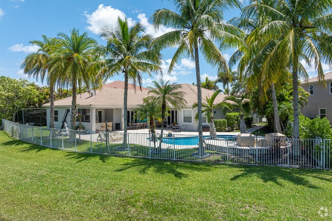 The homes in Isles At Weston offer fantastic entertainment for family and friends to enjoy.