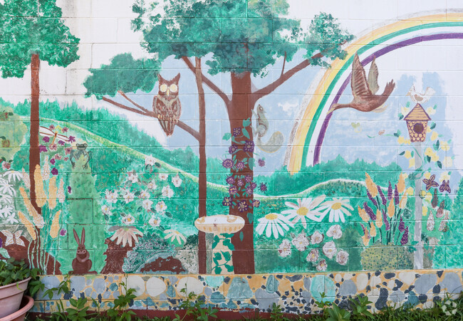 A student mural adorns the wall at Washington Elementary School.