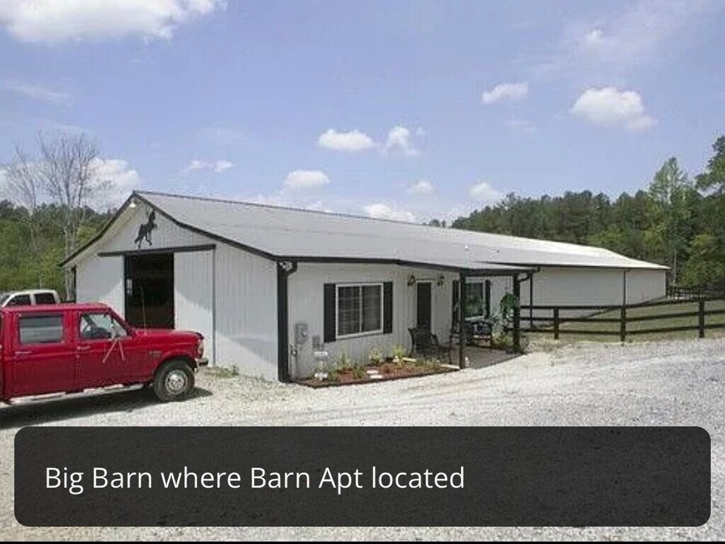 3250 E Baggett Rd Unit Barn apartment, Winston, GA 30187