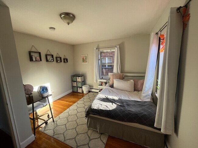 77 Chiswick Rd unit 6, Brighton, MA 02135 - photo 2