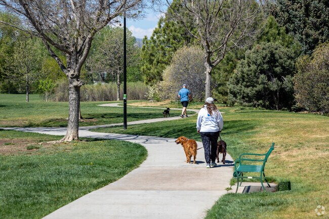 Enjoy the best of both worlds in Foxstone: a peaceful neighborhood atmosphere with the vibrancy of Fort Collins just minutes away.