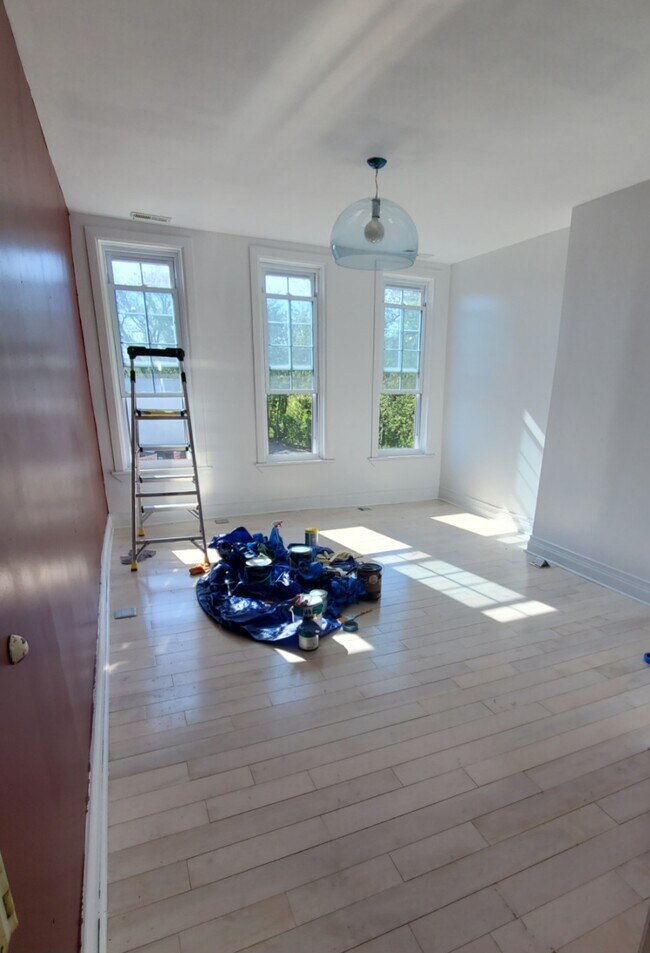 2539 N Howard St, Baltimore, MD 21218