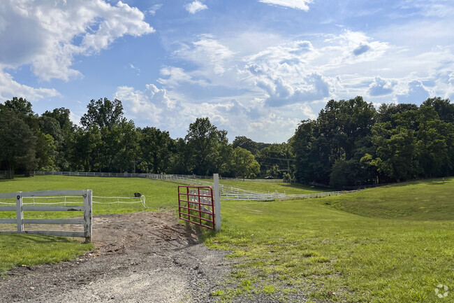 The Medeira School has outdoor space for horse back riding classes for it's McLean students.