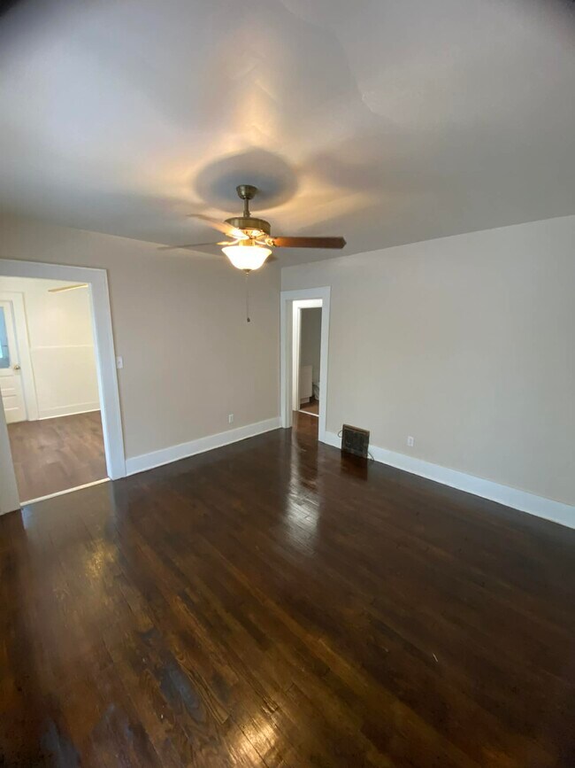 2420 Plum St unit 2420 Plum, Erie, PA 16502 - photo 5