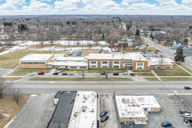Fair Plain Middle School is a public school located in Benton Harbor, Michigan.