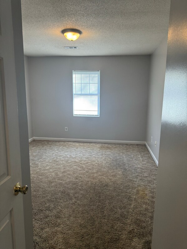 1413 Grimes St, Burlington, NC 27217 - photo 4