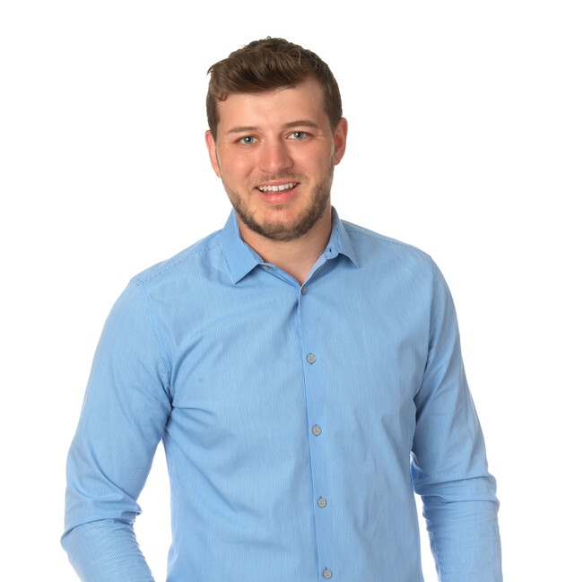 Agent Photo