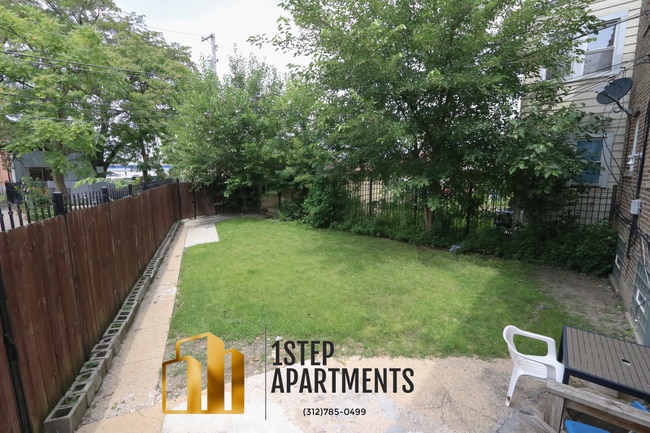 1400 N Harding Ave unit 2, Chicago, IL 60651 - photo 6