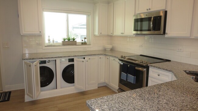 1100 8th Ave S unit A-203, Naples, FL 34102 - photo 5