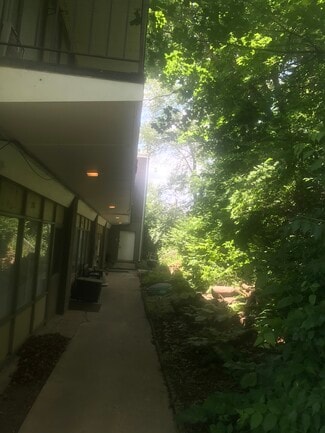 200 E Algonquin Rd Unit 202.5, Algonquin, IL 60102