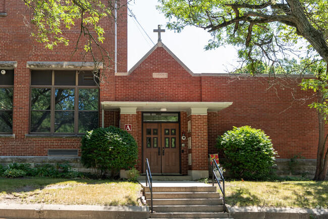St. Lawrence Elementary School servies kids kindergarten though 8th grade in Lafayette.
