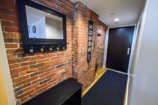 99 Broad St Unit 6G, Boston, MA 02110