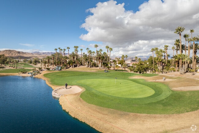 Rhodes Ranch Golf Club is a privately gated community and club always welcoming new members.