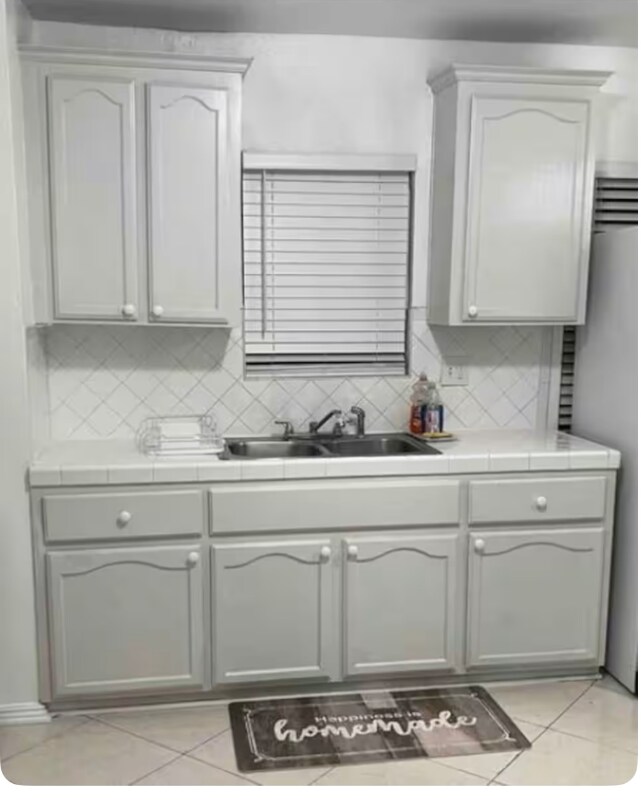 813 Comolette St, Downey, CA 90242 - photo 3