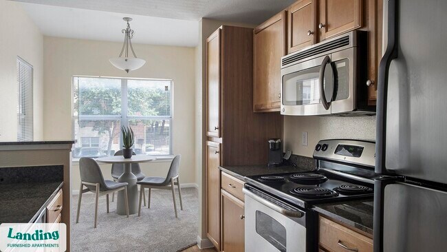 625 E Stassney Ln unit 3-3201.1405485, Austin, TX 78745 - photo 5