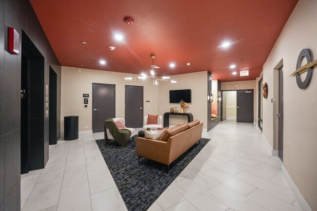 3924 N Lincoln Ave unit 416, Chicago, IL 60613 - photo 5