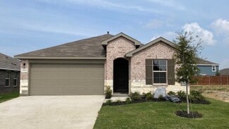 5332 Rollins Dr, Krum, TX 76249