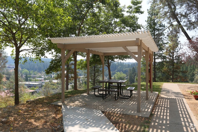 Berryhill, Grass Valley, CA 95945 - photo 2