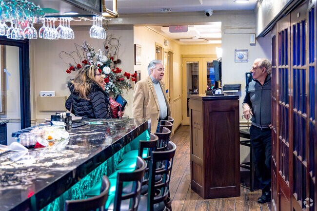 Tesoro Italian restaurant has been in business for more than 30 years in New Cassel.