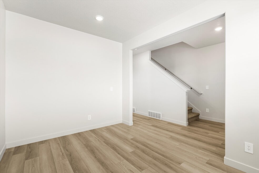 3148 W 3450 S, West Haven, UT 84401 - photo 1