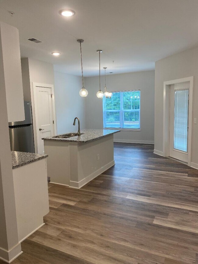 Peyton Place, Burlington, NC 27215 - photo 4