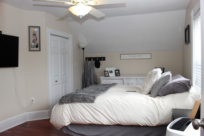 315 Franklin St unit 1, Braintree, MA 02184 - photo 4