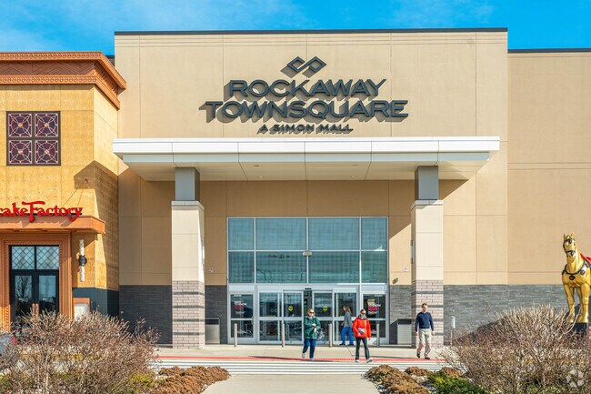 Nearby to Dover is the Rockaway Townsquare which features stores like department stores like Macy’s and Lord and Taylor.