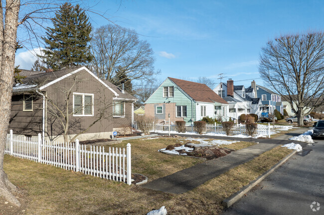 Small lots and charming homes are common in the cozy community of North Bridgeport.