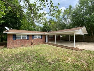 101 Blaylock St, Crestview, FL 32539