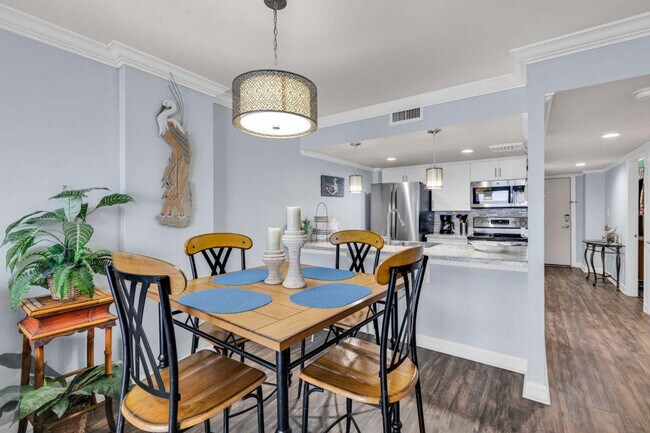 2001 S Ocean Blvd unit ID1266368P, Myrtle Beach, SC 29577 - photo 3