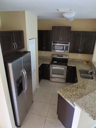 3606 NW 29th Ct, Lauderdale Lakes, FL 33311