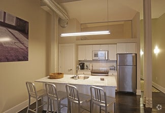 300 S Salina St, Syracuse, NY 13202