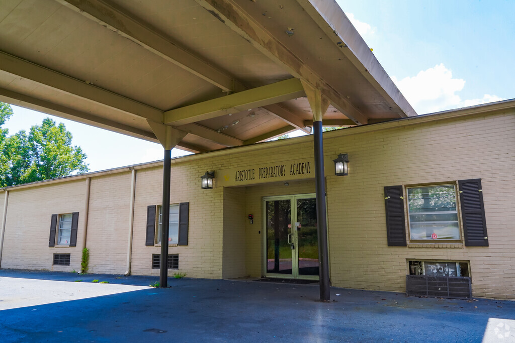 Aristotle Preparatory Academy: A Challenge Foundation Academy in Coulwood Hills.