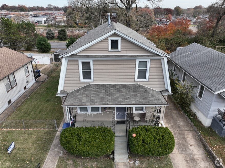 unlisted-address, Saint Louis, MO 63123 - photo 2