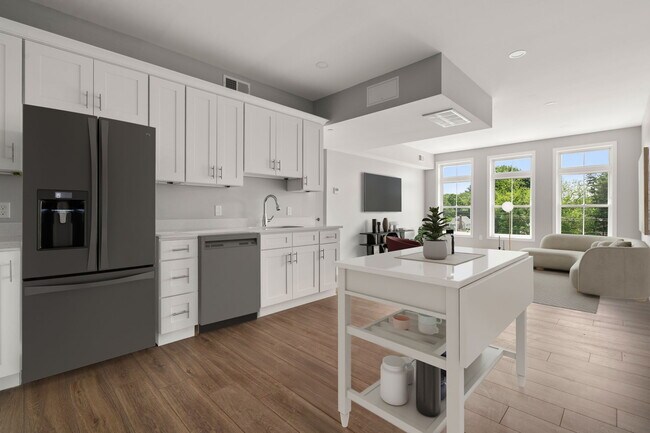 The Elms, Wakefield, MA 01880 - photo 7