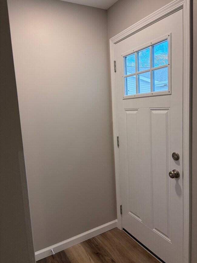 1 Holding Ln unit I, Crystal City, MO 63019 - photo 4