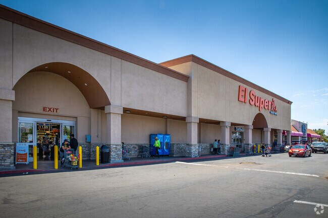 El Super offers fresh meats and groceries in the Moreno Valley area