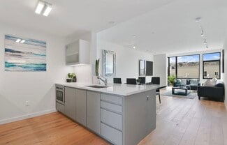 580 Hayes St Unit 302, San Francisco, CA 94102