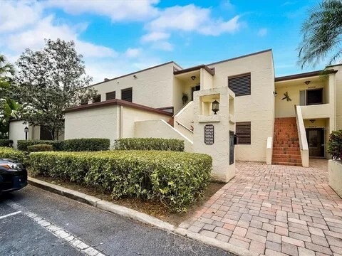 5058 Marsh Field Rd unit 8, Sarasota, FL 34235 - photo 6