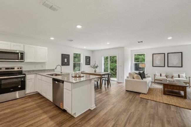 4139 Aquarius Dr, Chipley, FL 32428 - photo 6