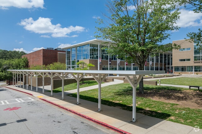 Therrell High School has a student to teacher ratio of 15 to 1.