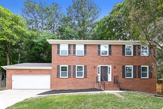 1910 Meadowchase Ct, Snellville, GA 30078