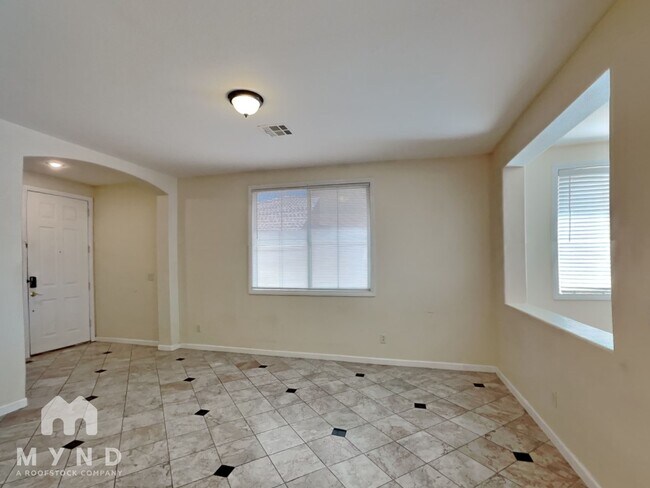 9101 Ivybridge St, Las Vegas, NV 89123 - photo 5