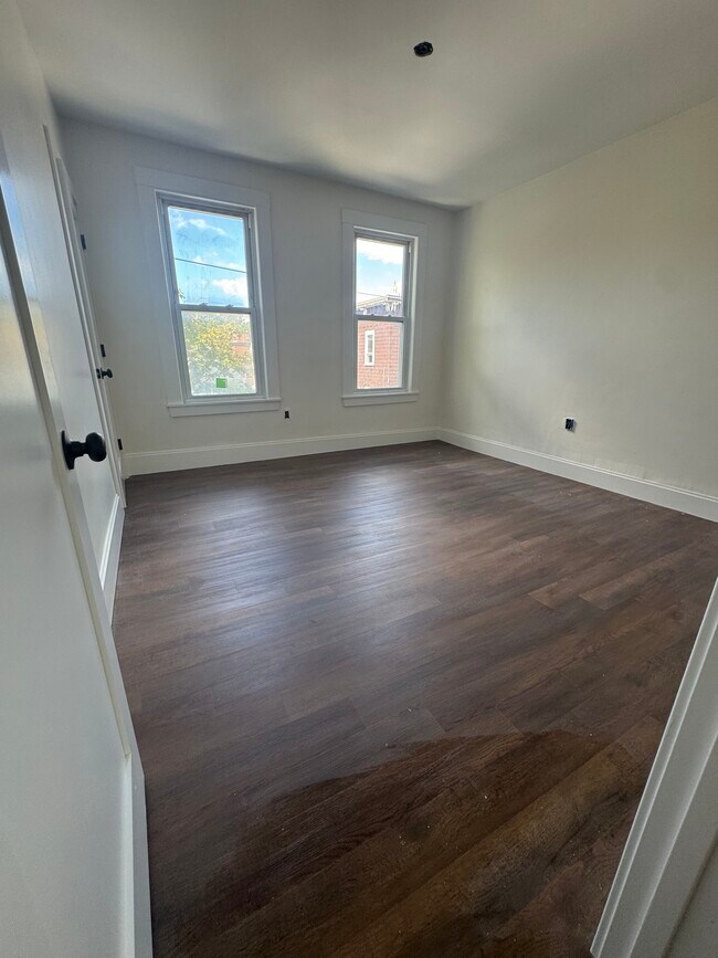 10 Hunting St unit 2, Cambridge, MA 02141 - photo 4