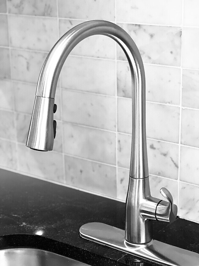 328 E 59th St unit 10, New York, NY 10022 - photo 7