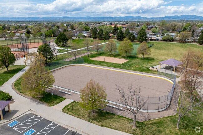 The bigger, 11-acre Orchard Park to the north features a bocce ball and sand volleyball courts, two ball diamonds, a multi-use field and a skate rink.